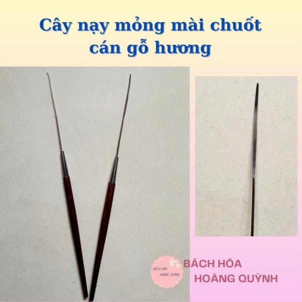 Cây báy lấy ráy tai, cây bẫy ráy tai, cây nạy ráy tai mỏng đã mài chuốt cán gỗ hương.