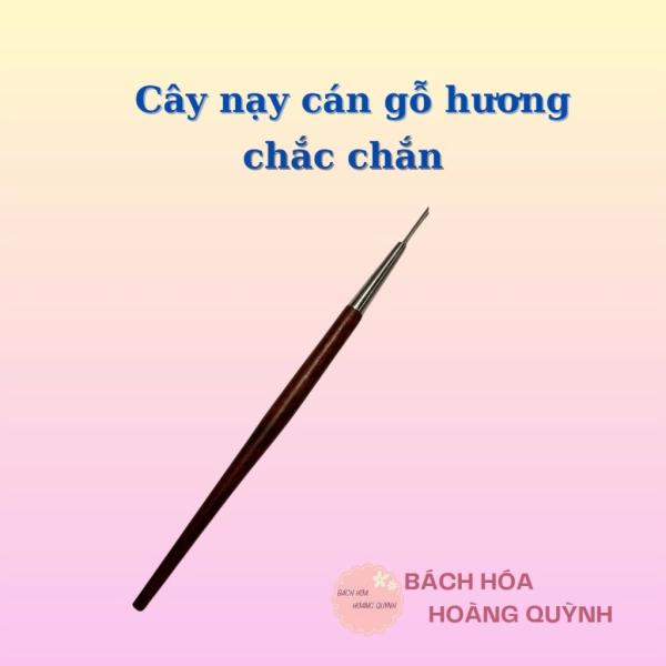Cây báy lấy ráy tai, cây bẫy ráy tai, cây nạy ráy tai mỏng đã mài chuốt cán gỗ hương.