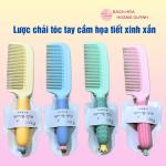 Lược chải tóc nhựa cán cầm họa tiết hoa xinh xắn , lược nhựa chải tóc màu sắc ngẫu nhiên