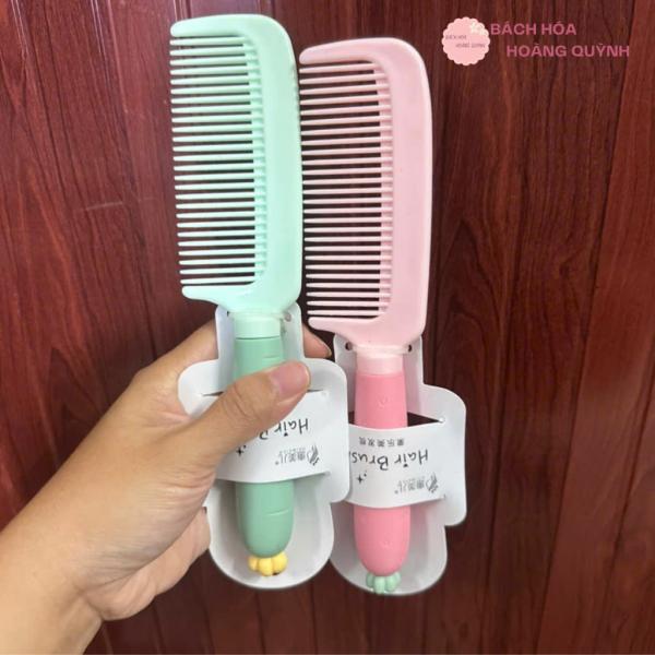 Lược chải tóc nhựa cán cầm họa tiết hoa xinh xắn , lược nhựa chải tóc màu sắc ngẫu nhiên