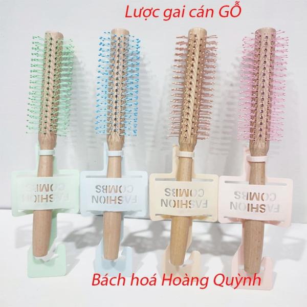 Lược gai gỡ rối tóc, tạo kiểu tóc, massage da đầu loại TRÒN cán gỗ xinh xắn