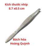 1 cây nhíp kim tân inox nhổ râu nhổ lông đa năng.